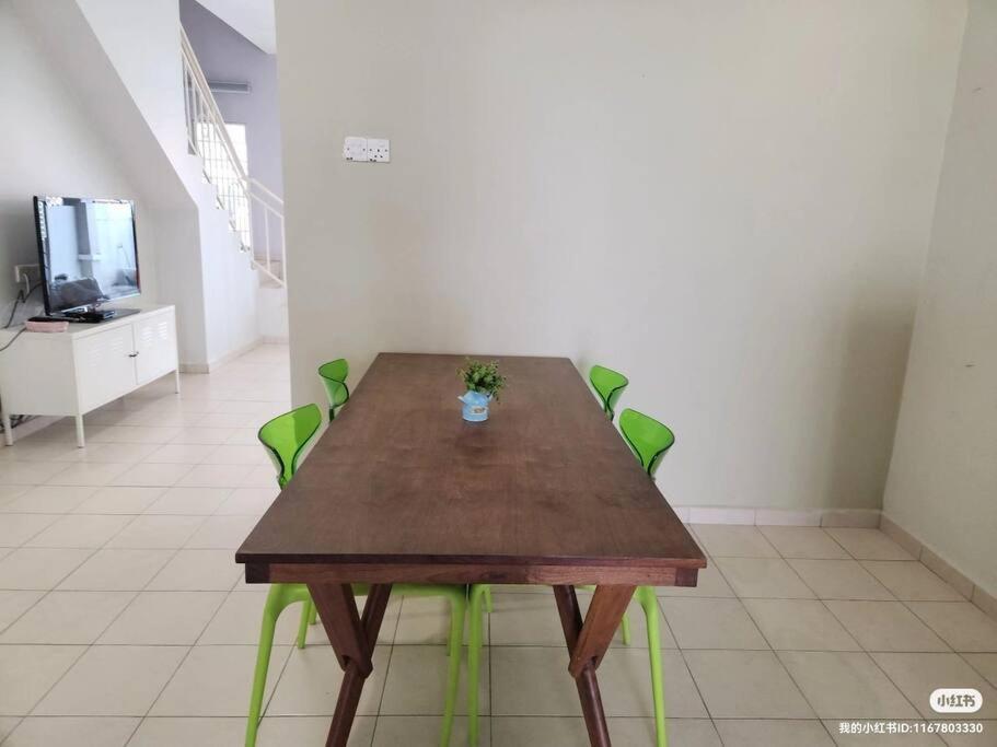 Tmn Seri Botani Greece 4br 14pax Mahjong * Ipoh